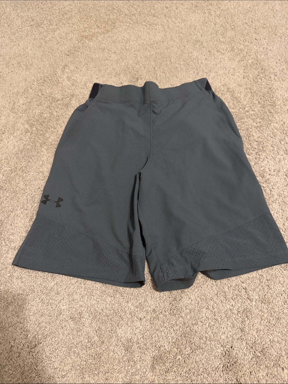 Under Armour Men’s Dark Gray Athletic Training Shorts